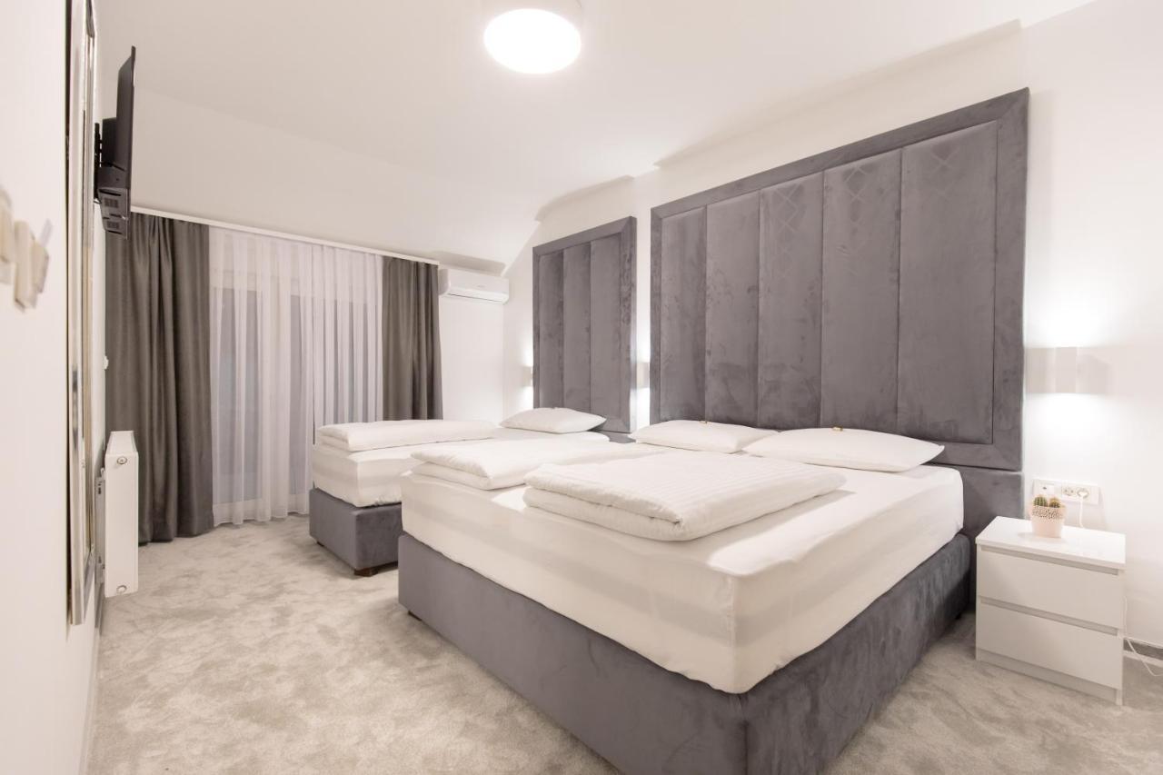 Apartmani I Sobe Pejacevic 오시예크 외부 사진