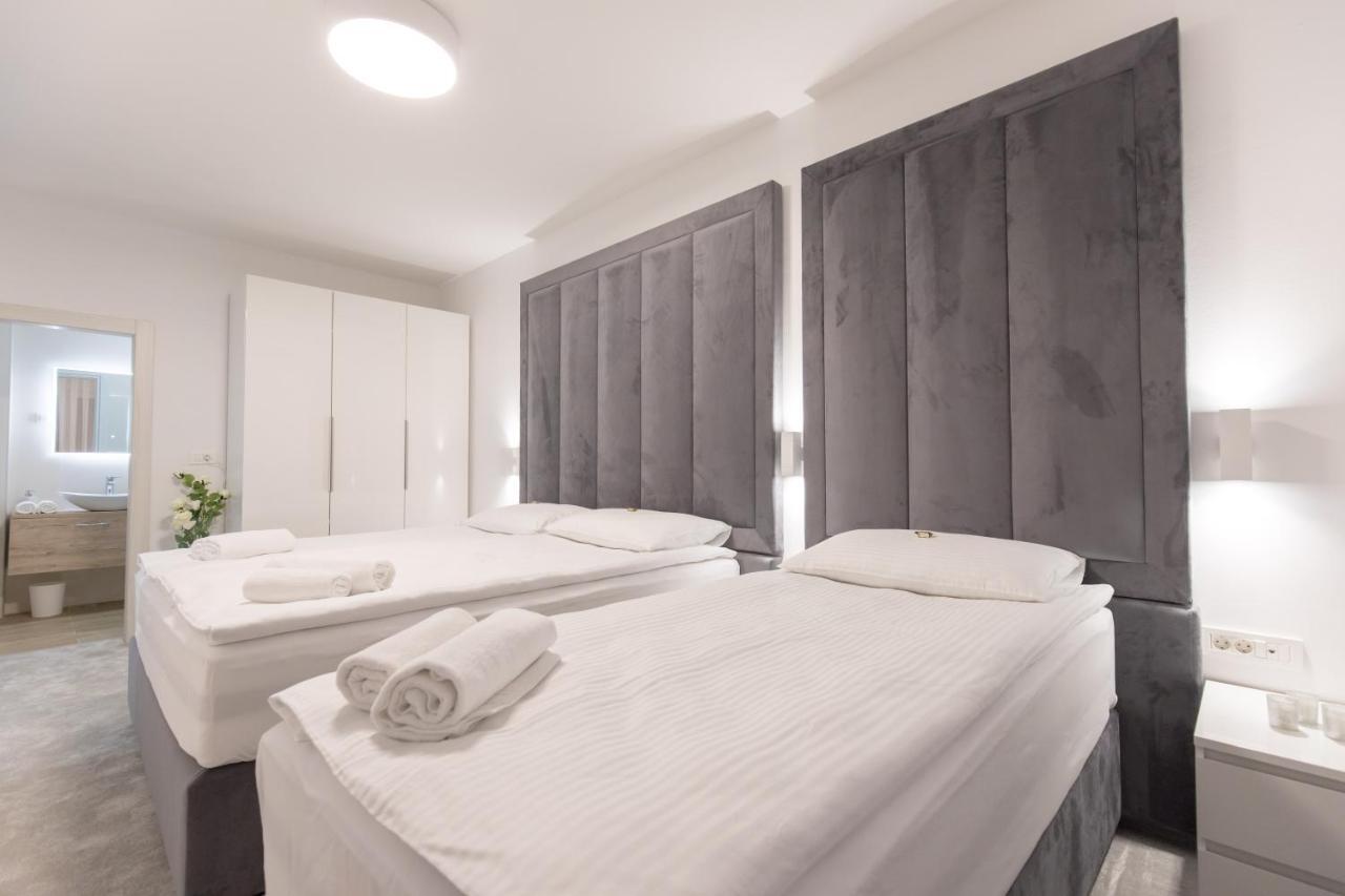 Apartmani I Sobe Pejacevic 오시예크 외부 사진