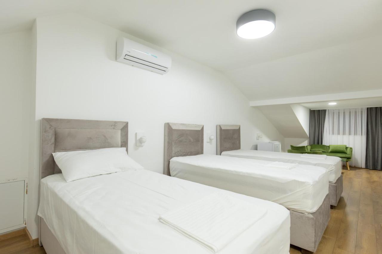 Apartmani I Sobe Pejacevic 오시예크 외부 사진